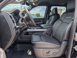 Ram 2500 Laramie 4x4 Mega Cab 6'4" Box 2026