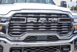 Ram 3500 Tradesman 4x4 Crew Cab 8' Box 2026