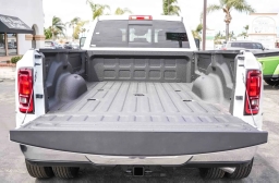 Ram 3500 Tradesman 4x4 Crew Cab 8' Box 2026