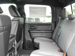 Ram 3500 Tradesman 4x4 Crew Cab 8' Box 2026