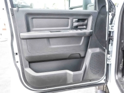 Ram 3500 Tradesman 4x4 Crew Cab 8' Box 2026