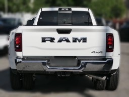 Ram 3500 Tradesman 4x4 Crew Cab 8' Box 2026