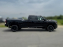 Ram 3500 Tradesman 4x4 Crew Cab 8' Box 2026