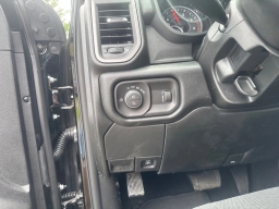 Ram 3500 Tradesman 4x4 Crew Cab 8' Box 2026