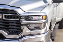Ram 3500 Tradesman 4x4 Crew Cab 8' Box 2026