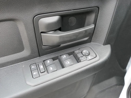 Ram 3500 Tradesman 4x4 Crew Cab 8' Box 2026