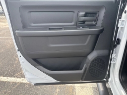 Ram 3500 Tradesman 4x4 Crew Cab 8' Box 2026