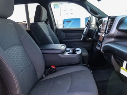 Ram 3500 Tradesman 4x4 Crew Cab 8' Box 2026