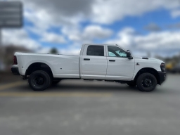 Ram 3500 Tradesman 4x4 Crew Cab 8' Box 2026
