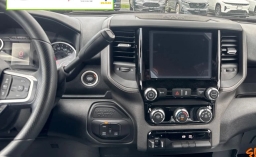 Ram 3500 Tradesman 4x4 Crew Cab 8' Box 2026
