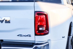 Ram 3500 Tradesman 4x4 Crew Cab 8' Box 2026