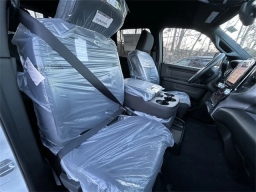 Ram 3500 Tradesman 4x4 Crew Cab 8' Box 2026