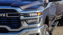 Ram 3500 Tradesman 4x4 Crew Cab 8' Box 2026