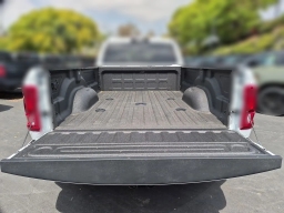 Ram 3500 Big Horn 4x4 Crew Cab 8' Box 2026