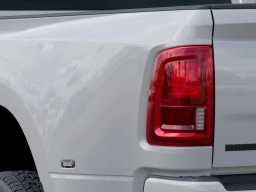 Ram 3500 Big Horn 4x4 Crew Cab 8' Box 2026