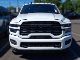 Ram 3500 Big Horn 4x4 Crew Cab 8' Box 2026