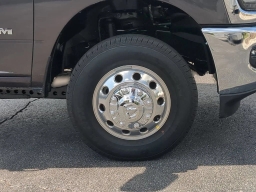 Ram 3500 Big Horn 4x4 Crew Cab 8' Box 2026
