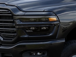 Ram 3500 Laramie 4x4 Crew Cab 8' Box 2026