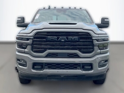 Ram 3500 Laramie 4x4 Crew Cab 8' Box 2026