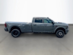 Ram 3500 Limited 4x4 Crew Cab 8' Box 2026