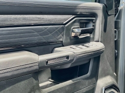Ram 3500 Limited 4x4 Crew Cab 8' Box 2026
