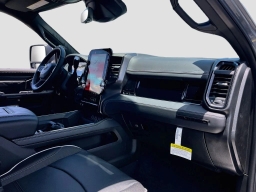 Ram 3500 Limited 4x4 Crew Cab 8' Box 2026