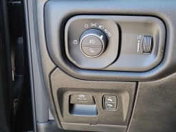 Ram 1500 Big Horn 4x2 Crew Cab 5'7" Box 2026