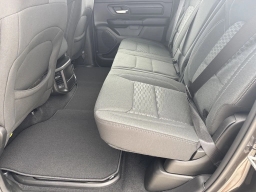 Ram 1500 Express 4x2 Crew Cab 5'7" Box 2026