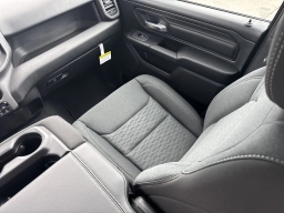 Ram 1500 Express 4x2 Crew Cab 5'7" Box 2026