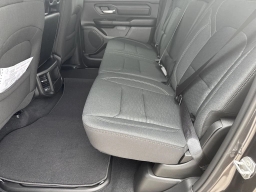 Ram 1500 Tradesman 4x2 Crew Cab 5'7" Box 2026