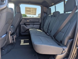 Ram 1500 Express 4x2 Crew Cab 5'7" Box 2026