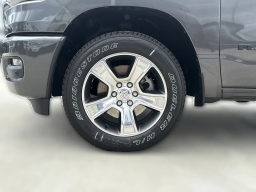 Ram 1500 Express 4x2 Crew Cab 5'7" Box 2026