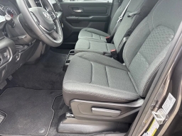 Ram 1500 Express 4x2 Crew Cab 5'7" Box 2026
