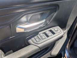 Ram 1500 Express 4x2 Crew Cab 5'7" Box 2026