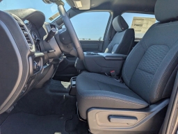 Ram 1500 Express 4x2 Crew Cab 5'7" Box 2026
