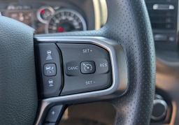 Ram 1500 Express 4x2 Crew Cab 5'7" Box 2026