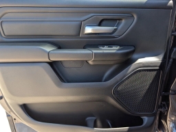 Ram 1500 Express 4x2 Crew Cab 5'7" Box 2026