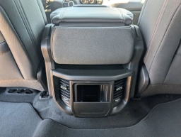 Ram 1500 Express 4x2 Crew Cab 5'7" Box 2026