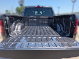 Ram 1500 Express 4x2 Crew Cab 5'7" Box 2026