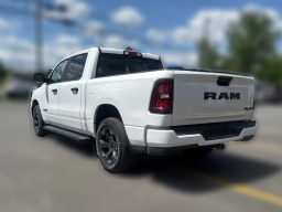 Ram 1500 Express 4x4 Crew Cab 5'7" Box 2026