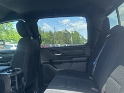 Ram 1500 Express 4x4 Crew Cab 5'7" Box 2026