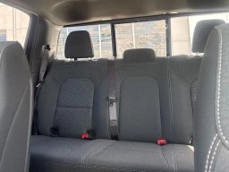 Ram 1500 Express 4x4 Crew Cab 5'7" Box 2026