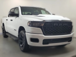 Ram 1500 Express 4x4 Crew Cab 5'7" Box 2026