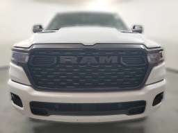 Ram 1500 Express 4x4 Crew Cab 5'7" Box 2026
