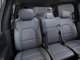 Ram 1500 Tradesman 4x4 Crew Cab 5'7" Box 2026
