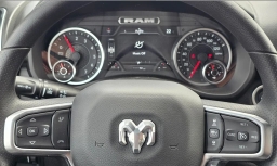Ram 1500 Tradesman 4x4 Crew Cab 5'7" Box 2026