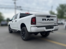 Ram 2500 Black Express 4x4 Crew Cab 6'4" Box 2026
