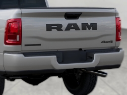 Ram 2500 Big Horn 4x4 Crew Cab 6'4" Box 2026