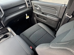 Ram 2500 Lone Star 4x4 Crew Cab 6'4" Box 2026