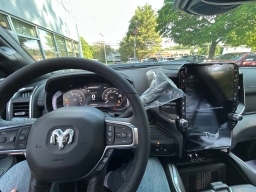 Ram 2500 Laramie 4x4 Crew Cab 6'4" Box 2026